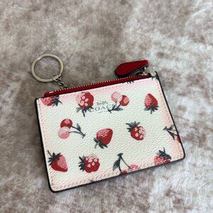 Coach Strawberry Print Zip Cardholder Coin Pouch w Key Ring Credit Card/Licenses